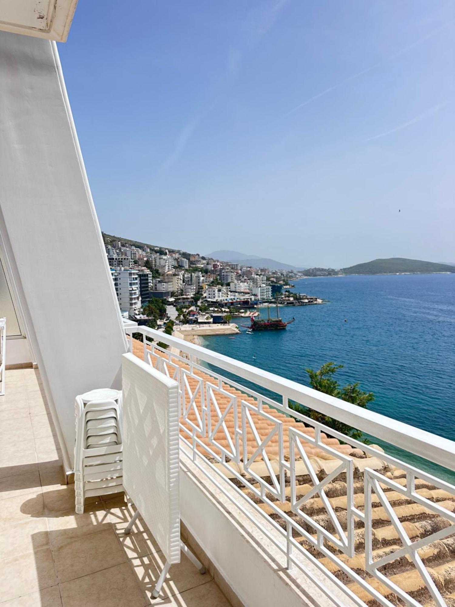Tini Sea View Apartment Sarandë 外观 照片
