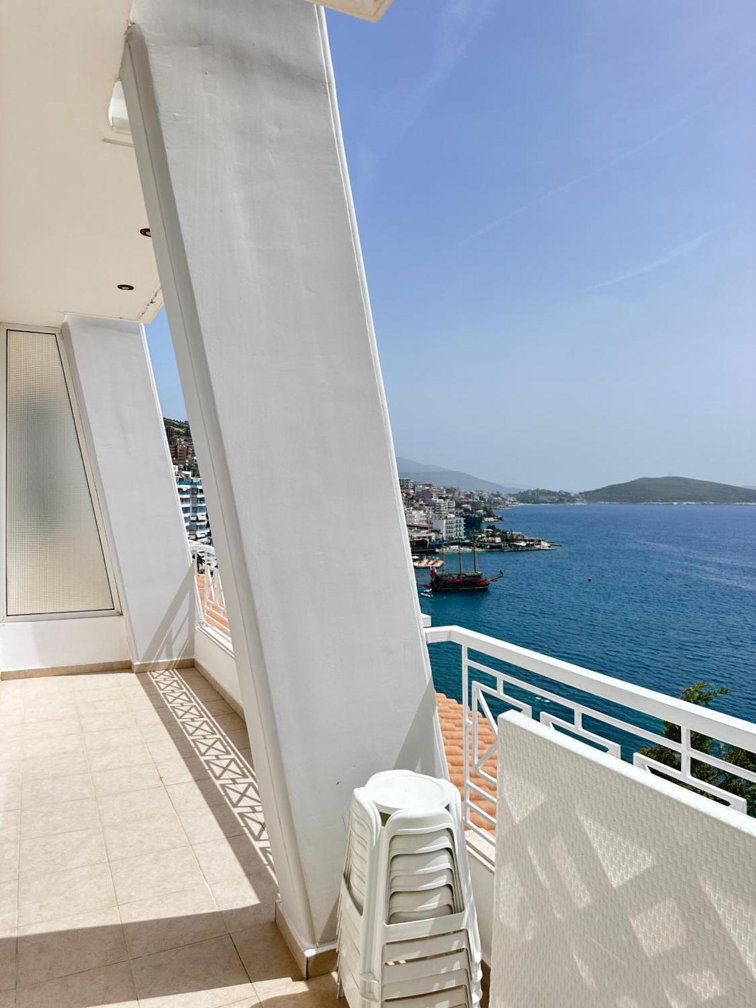 Tini Sea View Apartment Sarandë 外观 照片