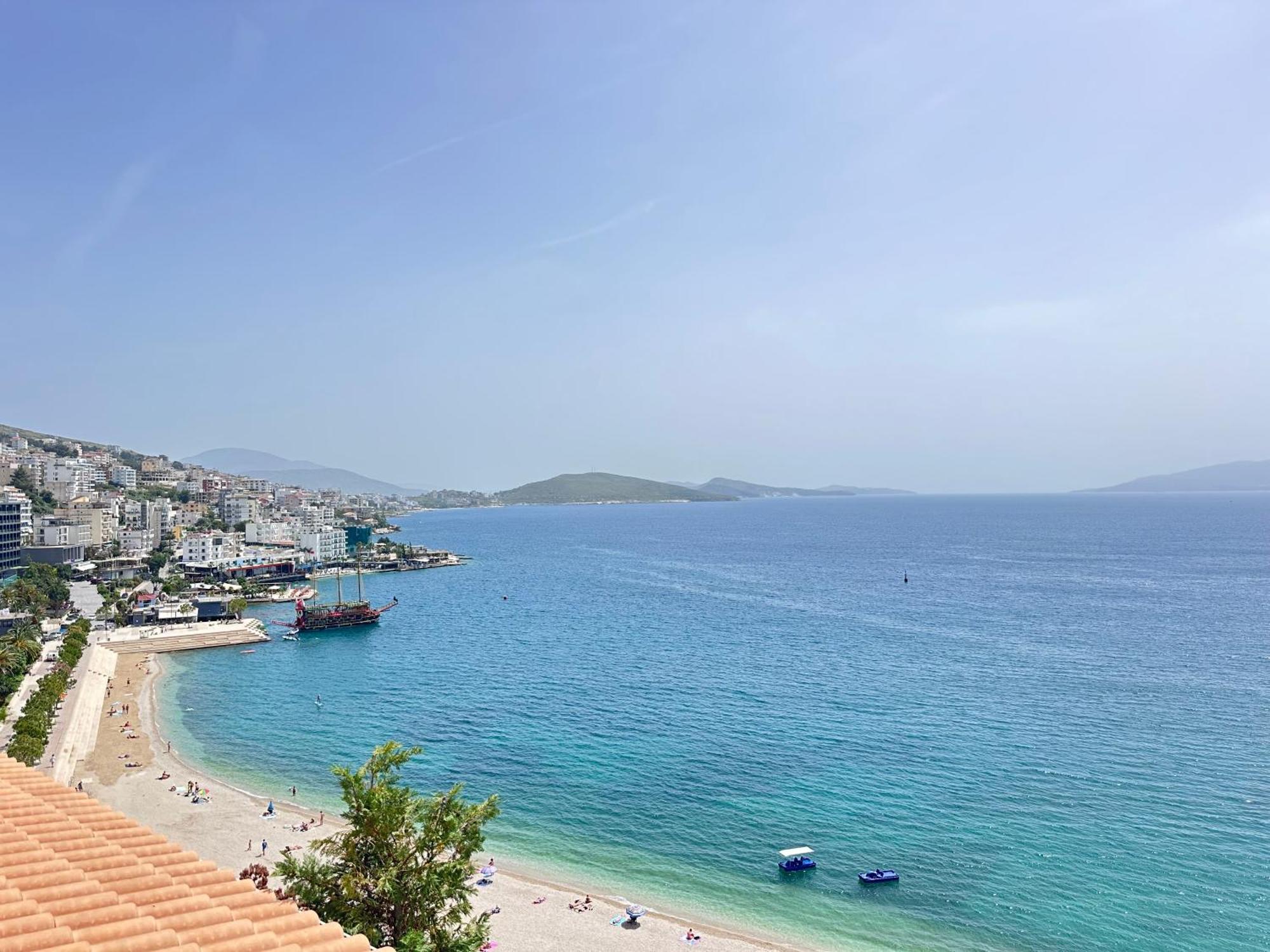 Tini Sea View Apartment Sarandë 外观 照片